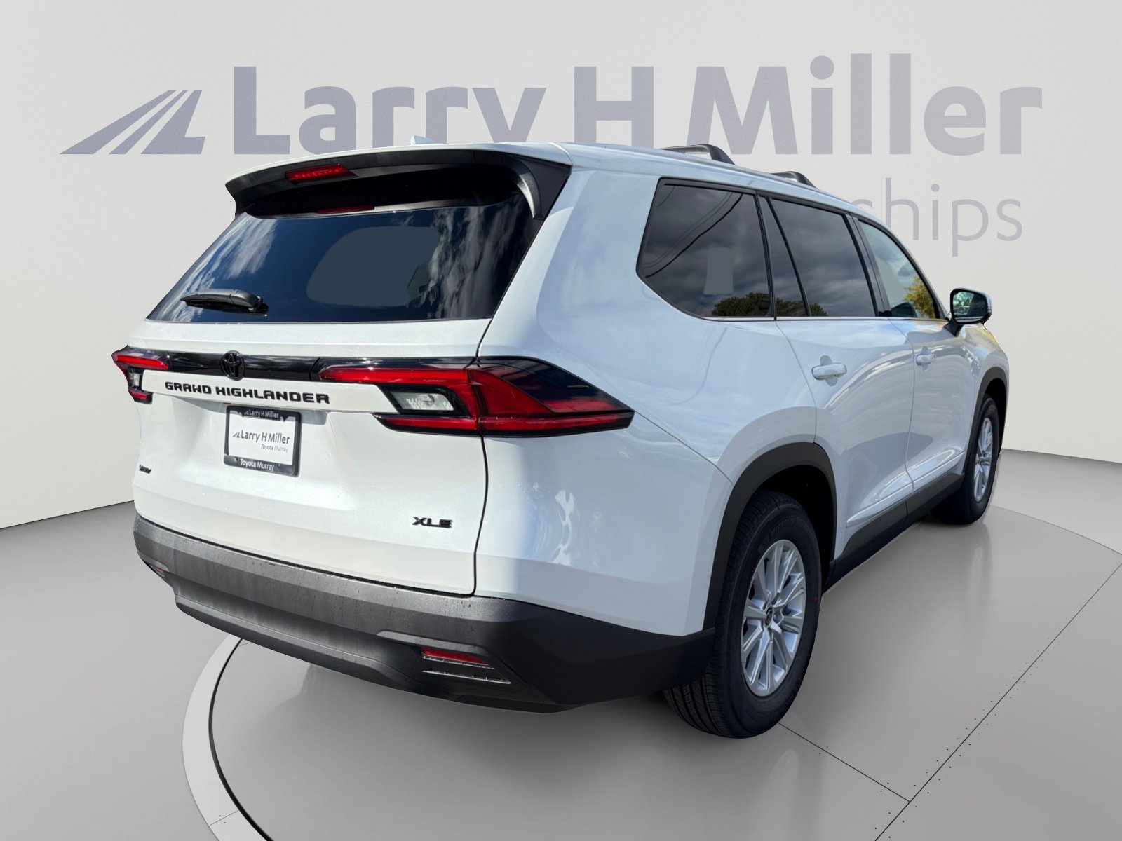 New 2026 Toyota Grand Highlander XLE FWD image 5