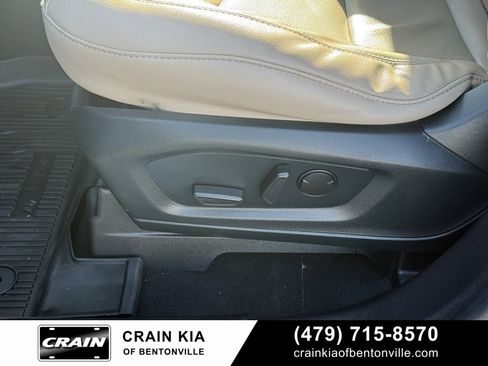 Used 2021 Ford Explorer Limited w/ Equipment Group 301A image 11