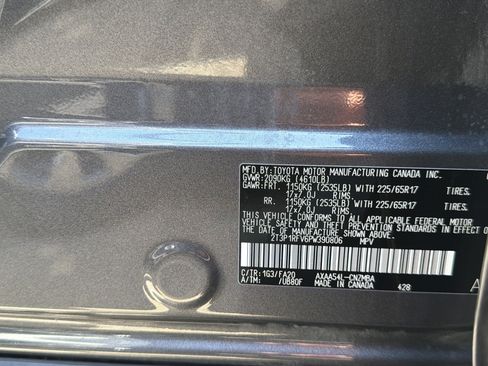 Used 2023 Toyota RAV4 XLE AWD/4WD image 23