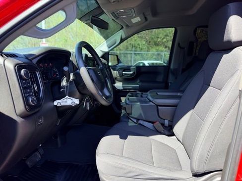 Used 2021 Chevrolet Silverado 1500 Custom Trail Boss w/ LPO, Dark Essentials Package image 6