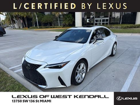 Used 2025 Lexus IS 300 w/ Comfort Package image 1