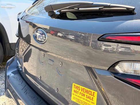 Used 2024 Subaru Crosstrek 2.0i Premium image 18