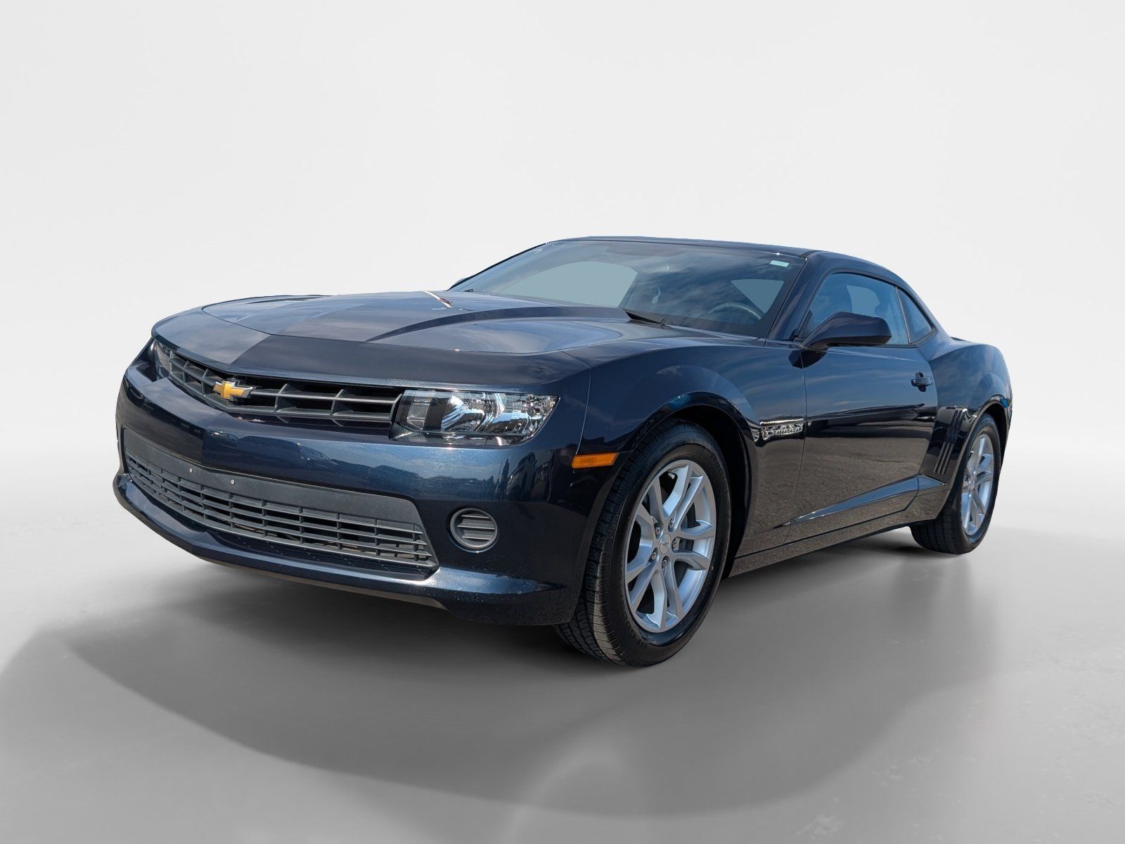Used 2015 Chevrolet Camaro LS RWD image 5