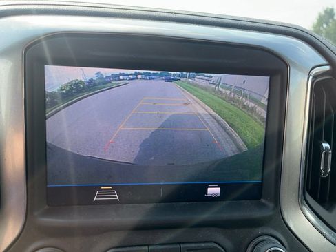 Used 2022 Chevrolet Silverado 1500 RST AWD/4WD image 9