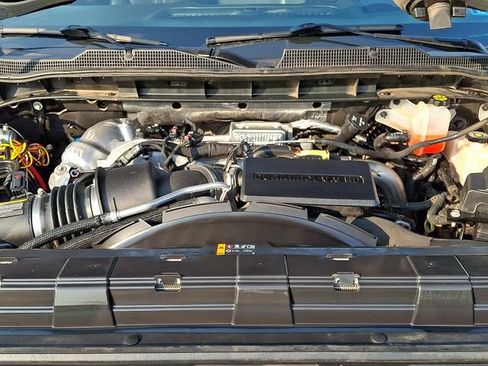 Used 2022 Chevrolet Silverado 3500 High Country AWD/4WD image 28