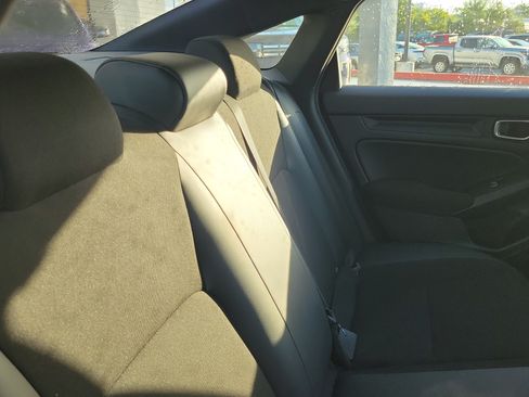 Used 2023 Honda Civic Sport image 13
