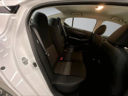Used 2024 Nissan Sentra SV FWD image 25