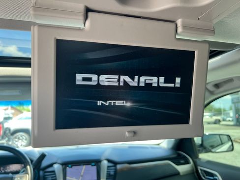 Used 2019 GMC Yukon Denali w/ Denali Ultimate Package AWD/4WD image 41
