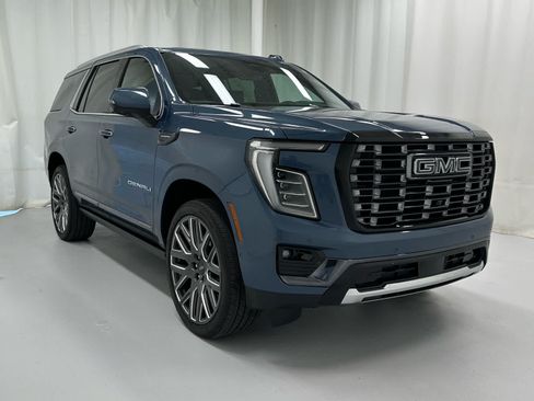 Used 2026 GMC Yukon Denali Ultimate AWD/4WD image 1