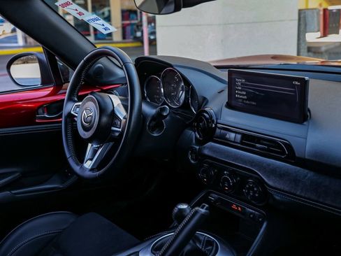 Used 2025 MAZDA MX-5 Miata RF Club w/ Weather Package image 15
