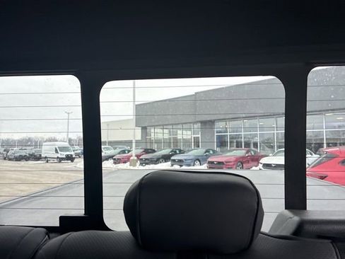 Used 2015 Ford F150 XLT w/ Equipment Group 302A Luxury image 12