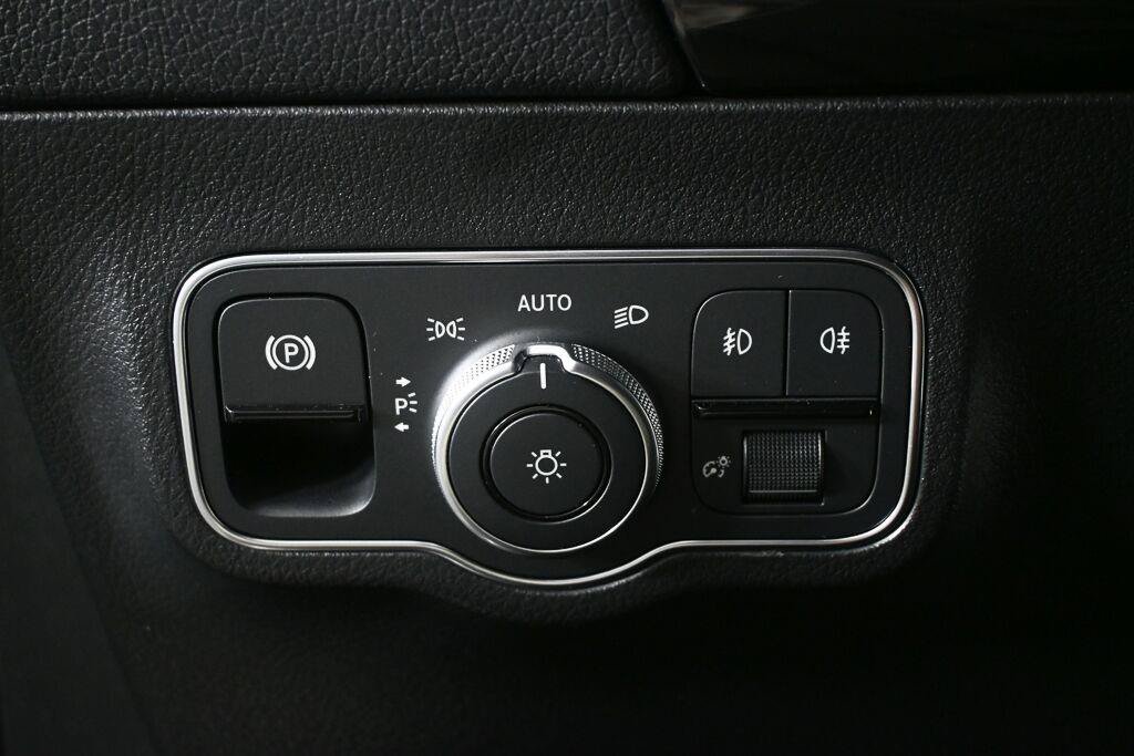 Used 2022 Mercedes-Benz GLA 250 image 9