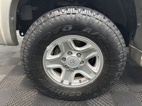 Used 1999 Toyota 4Runner Limited AWD/4WD image 32