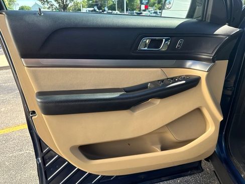 Used 2016 Ford Explorer 4WD image 9