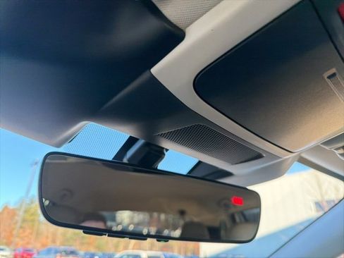 Used 2024 Subaru Outback Limited image 34