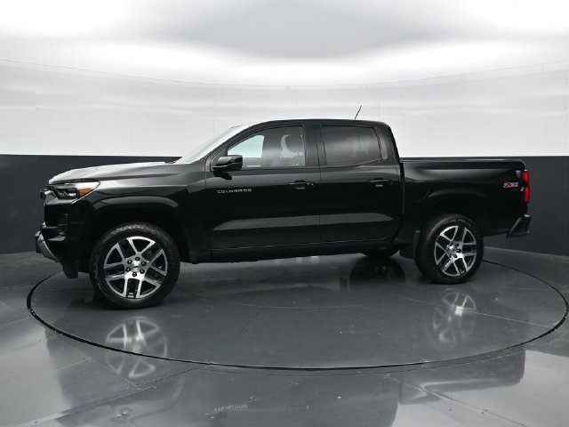 Used 2023 Chevrolet Colorado Z71 w/ Z71 Convenience Package 2 AWD/4WD image 6