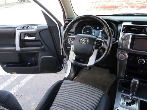 Used 2014 Toyota 4Runner SR5 RWD image 25