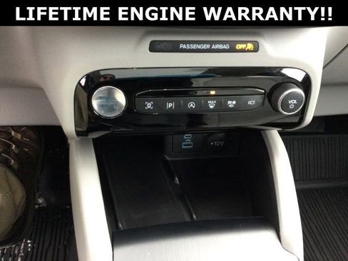 Used 2023 Ford Escape Platinum w/ Class II Trailer Tow Package image 18