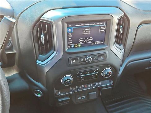 Certified 2024 Chevrolet Silverado 2500 Custom w/ Custom Convenience Package AWD/4WD image 19