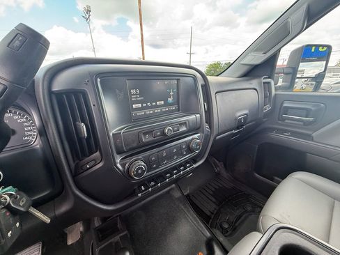 Used 2018 Chevrolet Silverado 3500 W/T w/ WT Fleet Convenience Package AWD/4WD image 15