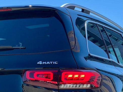 Certified 2023 Mercedes-Benz GLB 250 4MATIC image 9