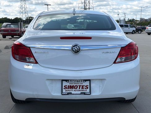 Used 2012 Buick Regal Leather FWD image 7