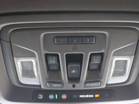 Used 2020 GMC Sierra 2500 Denali w/ Denali Ultimate Package AWD/4WD image 63