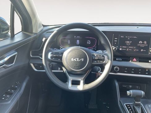 Used 2024 Kia Sportage LX AWD/4WD image 12