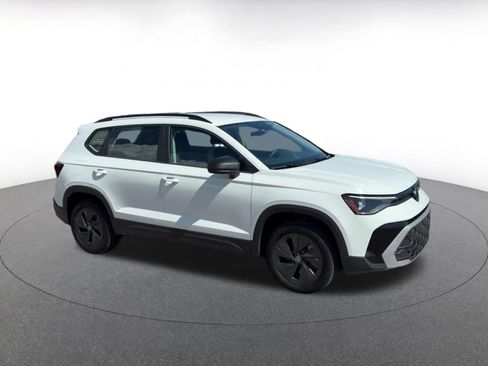Used 2026 Volkswagen Taos S FWD image 2