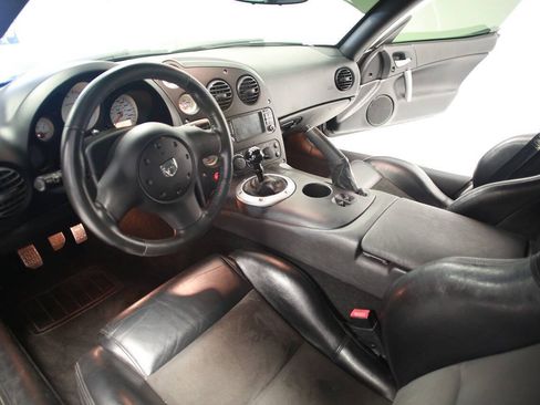 Used 2006 Dodge Viper SRT-10 RWD image 13