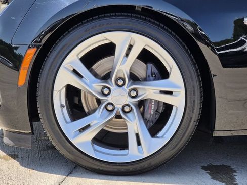 Used 2023 Chevrolet Camaro SS RWD image 8