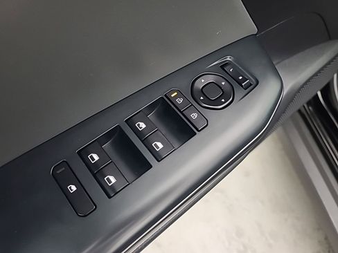 Used 2025 Kia K4 FWD image 22