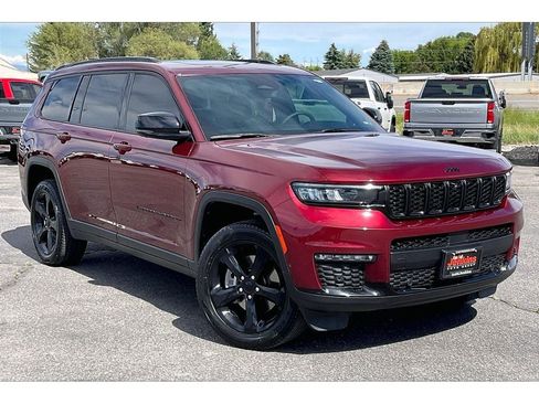Used 2024 Jeep Grand Cherokee L Limited w/ Luxury Tech Group II AWD/4WD image 2