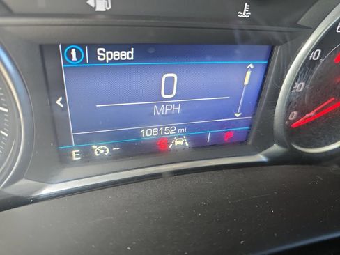 Used 2022 GMC Terrain SLE w/ Driver Convenience Package FWD image 20