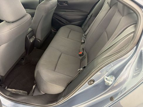 Used 2025 Toyota Corolla LE FWD image 21