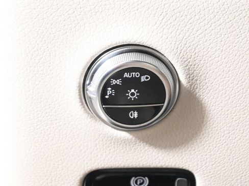 Certified 2026 Mercedes-Benz GLC 300 4MATIC image 25