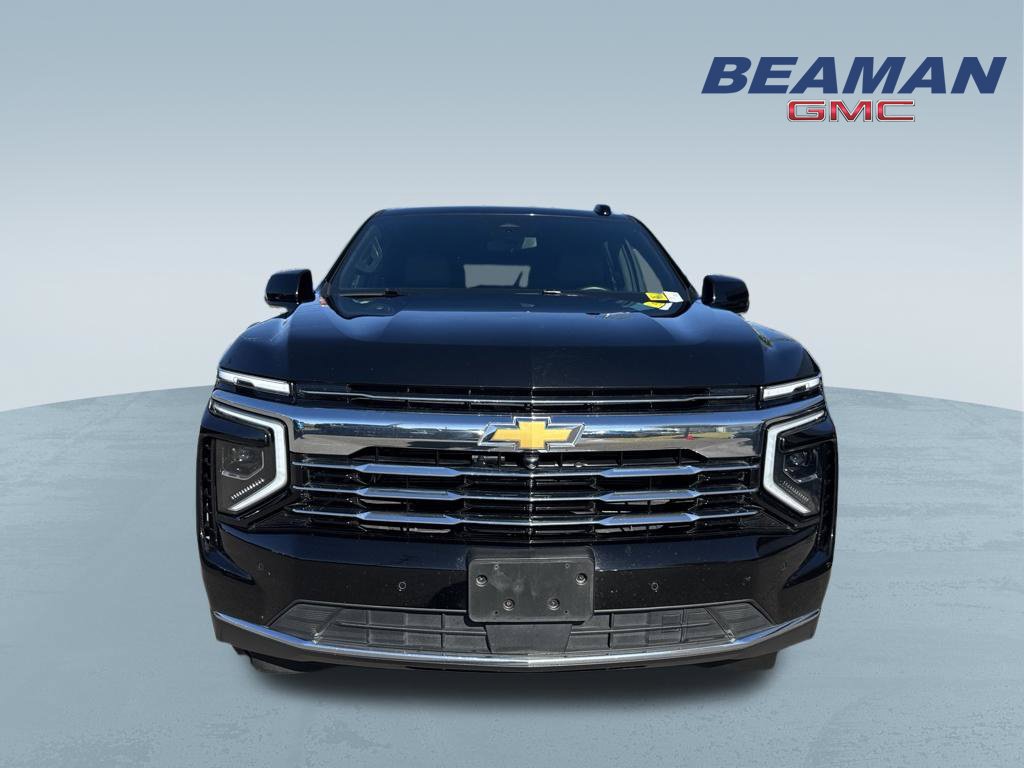 Used 2025 Chevrolet Tahoe LT AWD/4WD image 2