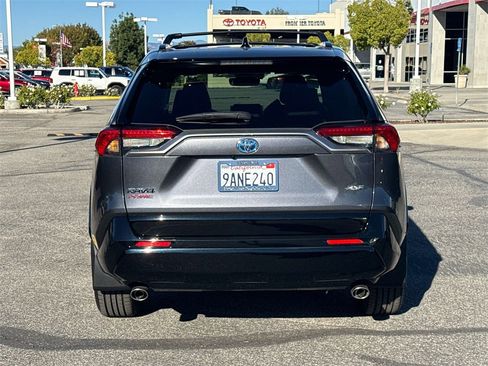 Certified 2022 Toyota RAV4 XSE image 4