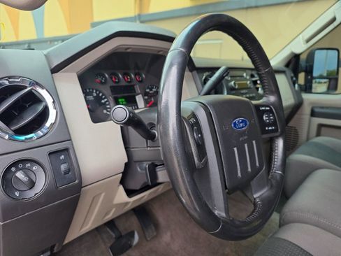 Used 2010 Ford F350 Lariat AWD/4WD image 12