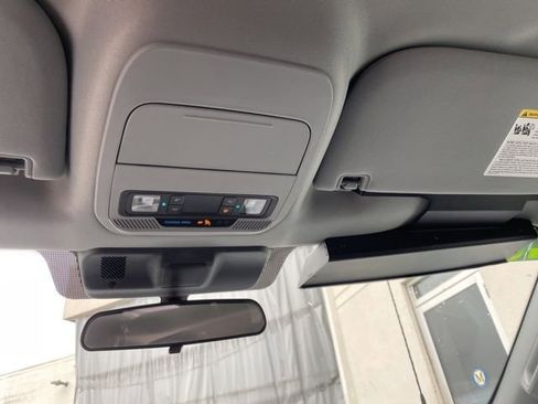 Used 2023 Ford F150 XLT AWD/4WD image 18