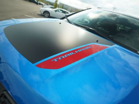 New 2025 Jeep Compass Trailhawk w/ Sun & Sound Group image 40