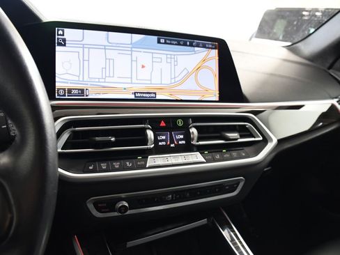 Used 2023 BMW X5 xDrive40i AWD/4WD image 32