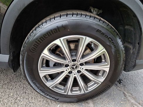 Used 2026 Mercedes-Benz GLC 300 4MATIC image 7