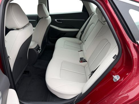 New 2025 Hyundai Sonata SEL image 16