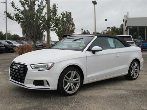 Used 2018 Audi A3 2.0T Premium w/ Convenience Package image 3