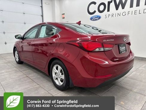 Used 2014 Hyundai Elantra SE image 3