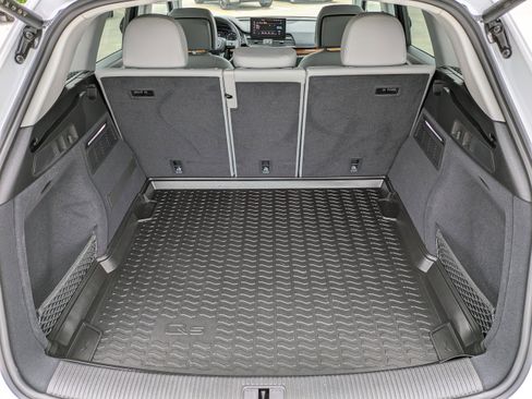 Used 2023 Audi Q5 2.0T Premium image 18