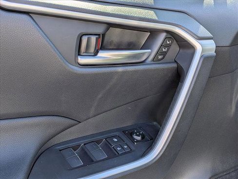 Used 2024 Toyota RAV4 XLE Premium image 4