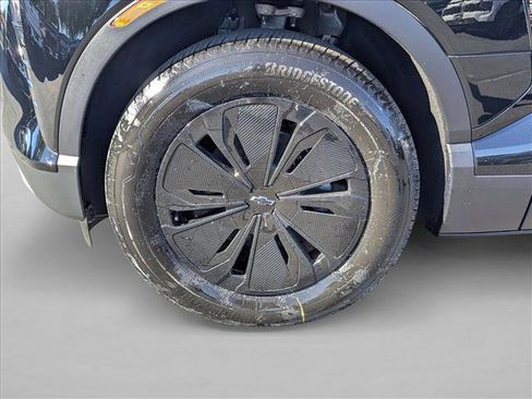 New 2026 Chevrolet Blazer EV LT image 10