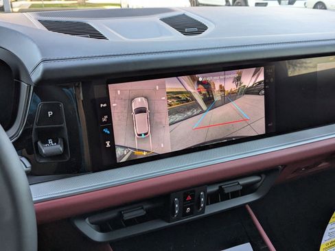 New 2026 Porsche Cayenne image 17